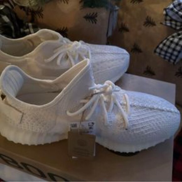 Yeezy 350 Boost 11.5 Bone White - Picture 1 of 4